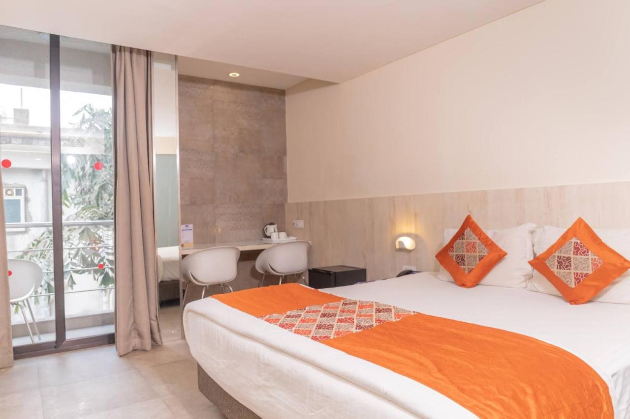 Hotel Citrus Prime Candolm, Goa Candolim Exteriör bild