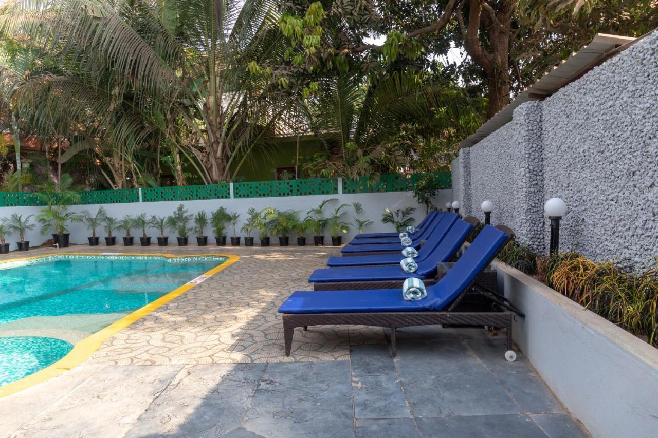 Hotel Citrus Prime Candolm, Goa Candolim Exteriör bild