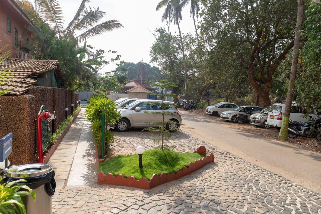 Hotel Citrus Prime Candolm, Goa Candolim Exteriör bild