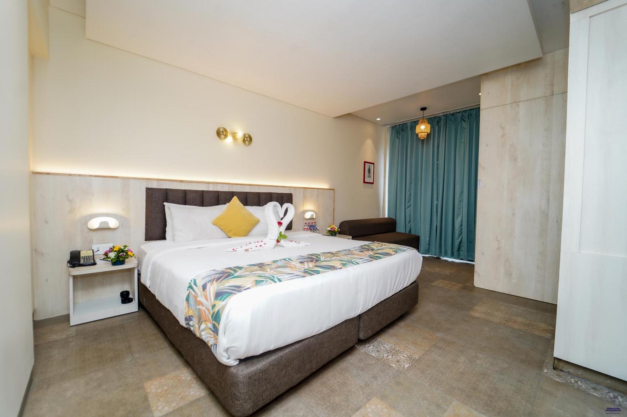 Hotel Citrus Prime Candolm, Goa Candolim Exteriör bild